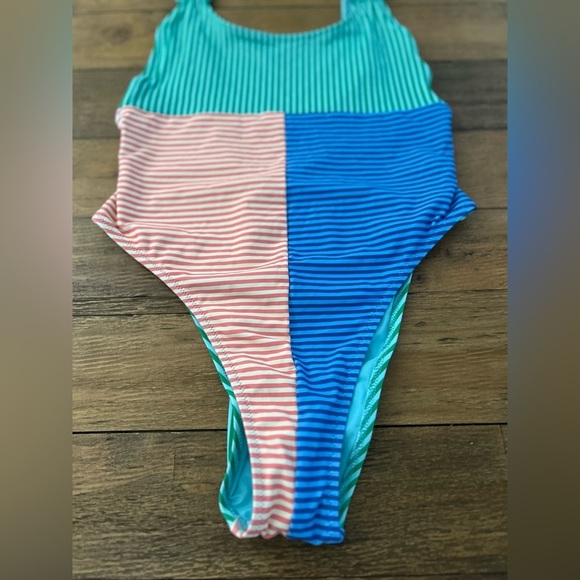 AERIE Crinkle Birthday scoop cheekiest Colorful One Piece Swimsuit - Picture 8 of 10